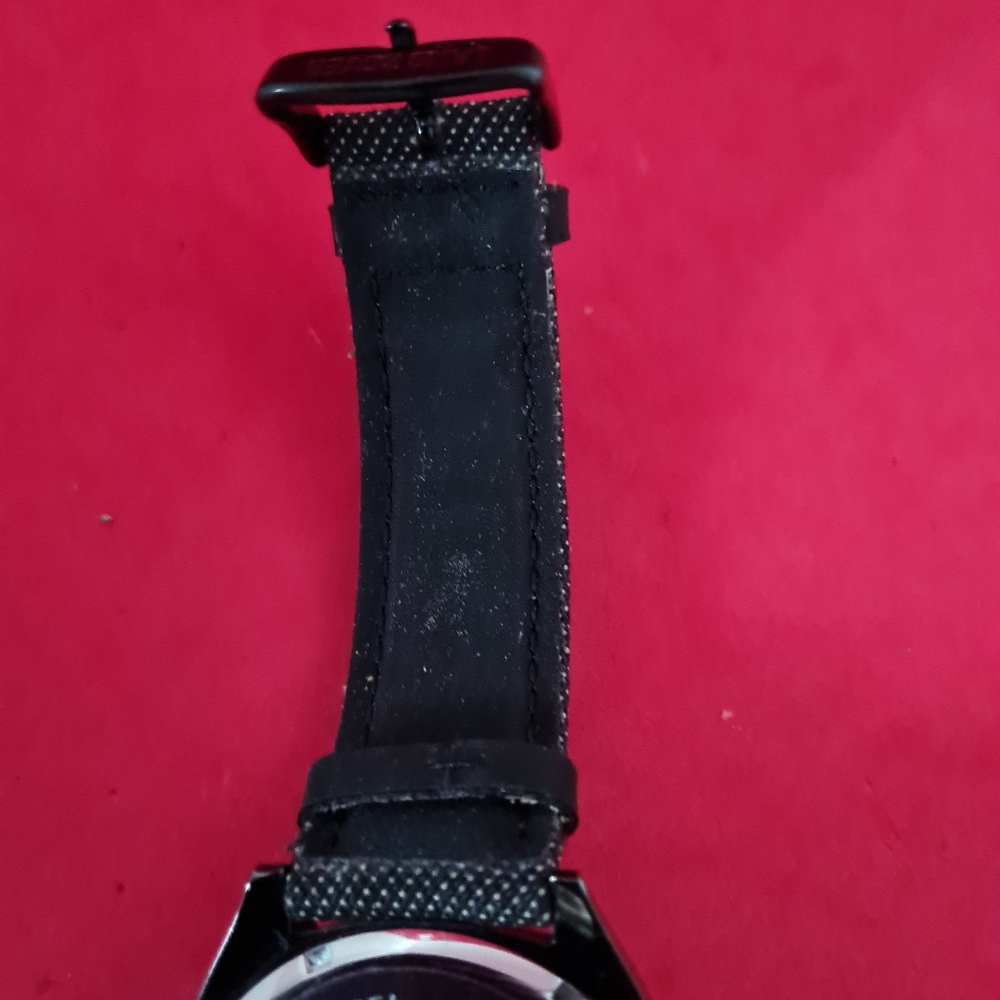 Land Rover watch - - Picture 4 of 6